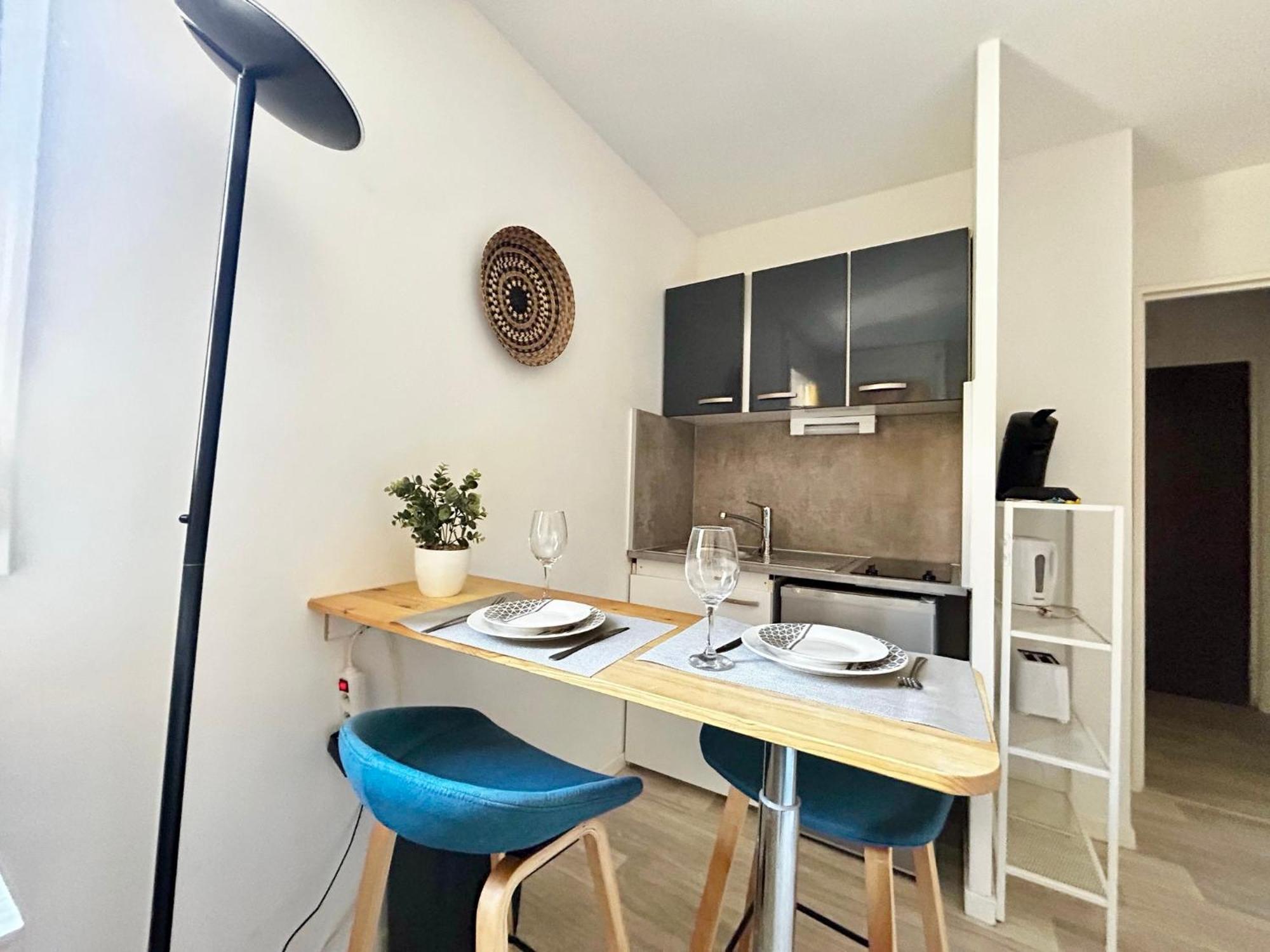 L'Emailleur Studio Cosy Et Tout Equipe ลิมอจส์ ภายนอก รูปภาพ
